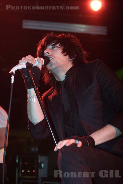 LOSTPROPHETS - 2006-12-12 - PARIS - Trabendo - 